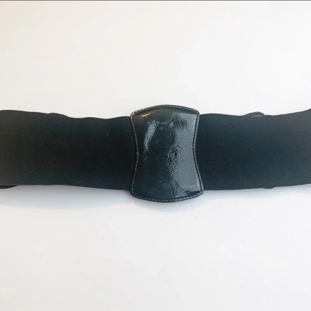 Express Womens Small/Medium Black Silver Hardware Stretchy Big‎ Buckle Belt